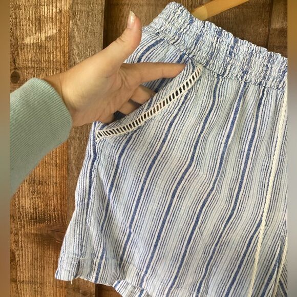 Briggs Linen Blend Striped Tassel Cord Drawstring Waist Shorts - Picture 3 of 8